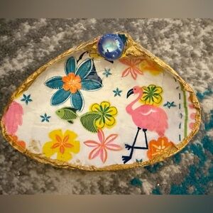 Colorful Decorative Tray with Flamingo Design
